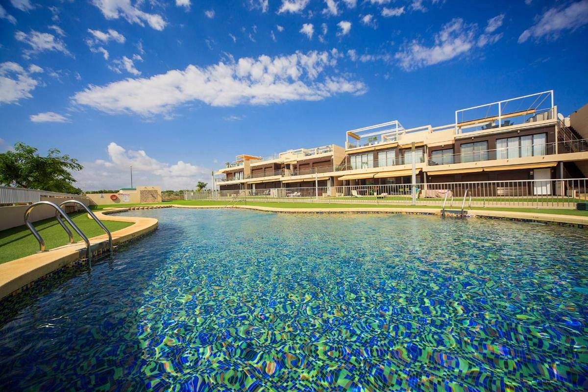 Penthouse 2 Bedrooms In Mil Palmeras Pilar de la Horadada Exteriér fotografie